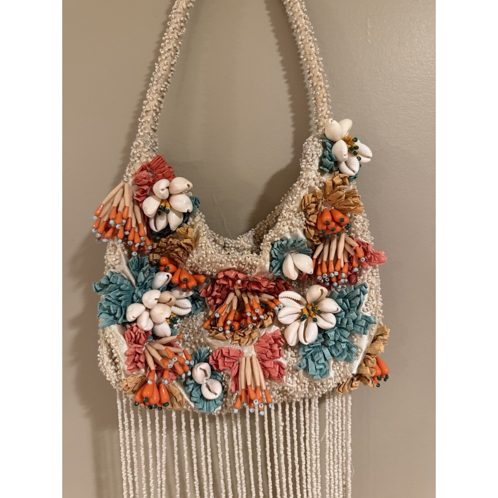 New Release Handcrafted in India Sea Shell Fringe Cream Beaded Bag Viral TikTok - Picture 2 of 4